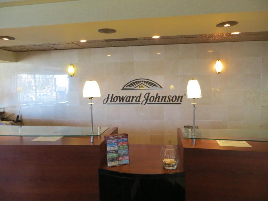 Howard Johnson Гранд-Форкс Екстер'єр фото